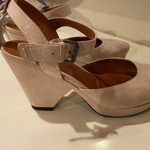 Beige suede chunky heel sandals, 10M, Kenneth Cole